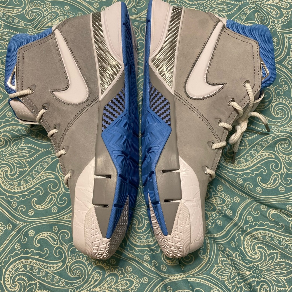 Nike Kobe 1 Protro size 10